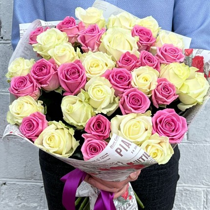 Букет "Розалита" из белых и розовых роз - заказать с доставкой в Красноярске