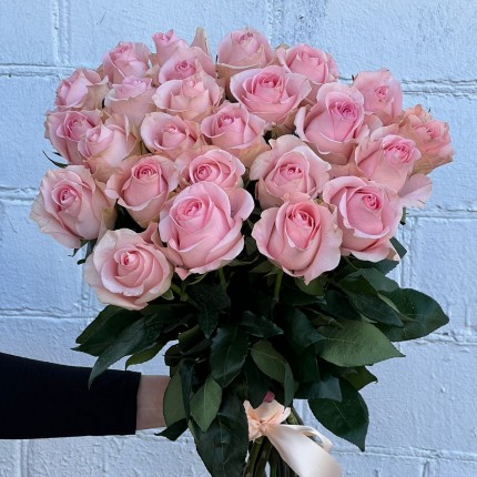 Букет из нежных розовых роз - купить с доставкой в Красноярске